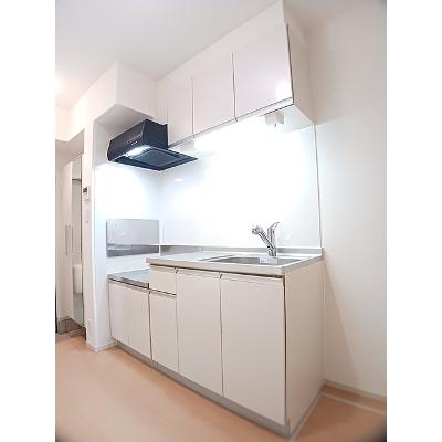ベル　ユニヴェール 101【管理NO：1-020126901-01010】 ★家具家電は申し込み後に搬入しますの物件写真3