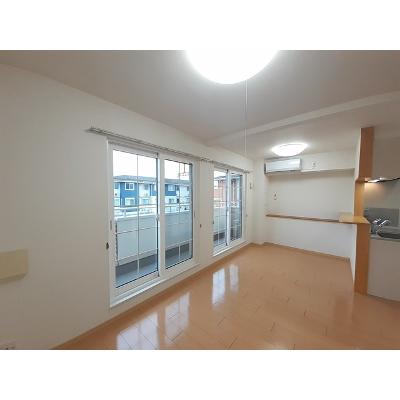 セレノ　パラッツオ 202【管理NO：1-016364301-02020】 2026年07月中旬入居可能の物件写真2