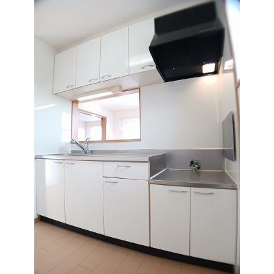 プリート 201【管理NO：1-015250901-02010】 ★家具家電は申し込み後に搬入します★の物件写真3
