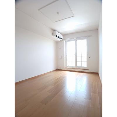 クローバー嶺田 202【管理NO：1-014371701-02020】 ★家具家電は申し込み後に搬入しますの物件写真2