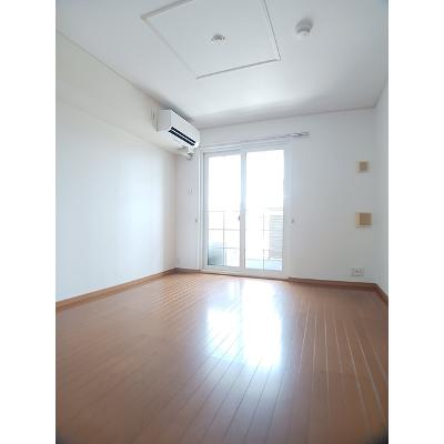 サン駿河Ⅱ－Β 102【管理NO：1-014074502-01020】 ★家具家電は申し込み後に搬入します★の物件写真2