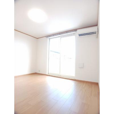 オーシャンブルーＢ 201【管理NO：1-012059801-02010】 ★家具家電は申し込み後に搬入します★の物件写真2