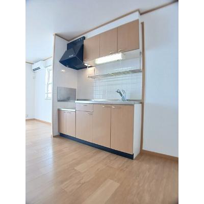 サンスベリアⅡ 201【管理NO：1-011908802-02010】 ★家具家電は申し込み後に搬入します★の物件写真3