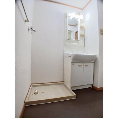 ＣＡＲＮＡ　Ⅱ 101【管理NO：1-011697101-01010】 ★家具家電は申し込み後に搬入しますの物件写真6