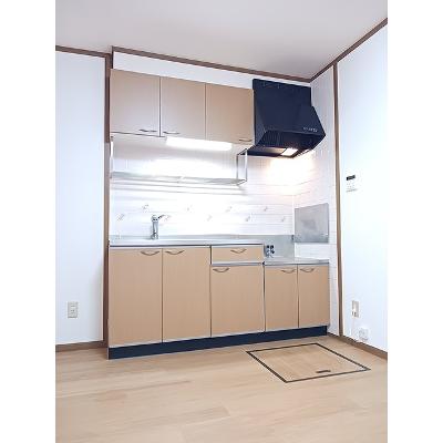 グリーンパレス　Ⅵ 102【管理NO：1-011283702-01020】 ★家具家電は申し込み後に搬入します★の物件写真3