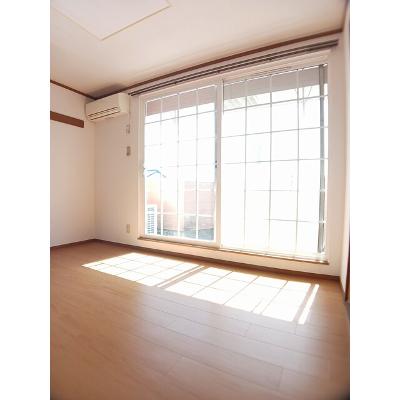フルール・ド・スリジェ　Ａ 203【管理NO：1-010298301-02030】 ★家具家電は申し込み後に搬入しますの物件写真2