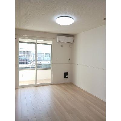 エスジーパレス 103【管理NO：1-028137701-01030】 ★家具家電は申し込み後に搬入しますの物件写真2