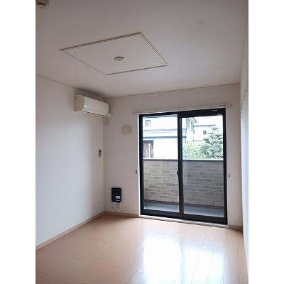 ベル　オーブ　Ⅰ 101【管理NO：1-015830701-01010】 ★家具家電は申し込み後に搬入します★の物件写真2