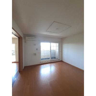 デスパシオ 202【管理NO：1-014424801-02020】 ★家具家電は申し込み後に搬入します★の物件写真2