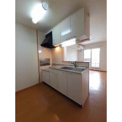 グランブルーＢ 202【管理NO：1-014093402-02020】 ★家具家電は申し込み後に搬入します 2026年07月下旬入居可能の物件写真3