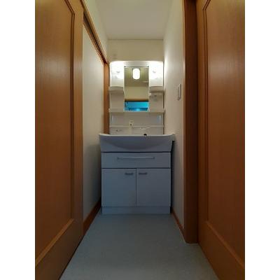 グランブルーＢ 202【管理NO：1-014093402-02020】 ★家具家電は申し込み後に搬入します 2026年07月下旬入居可能の物件写真6