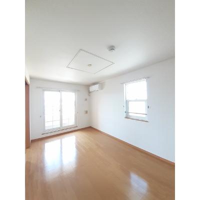プラシードⅠ 201【管理NO：1-013972001-02010】 ★家具家電は申し込み後に搬入しますの物件写真2