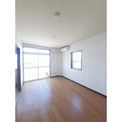 ニューシティ三輪 206【管理NO：1-003762601-02050】 ★家具家電は申し込み後に搬入します★の物件写真2