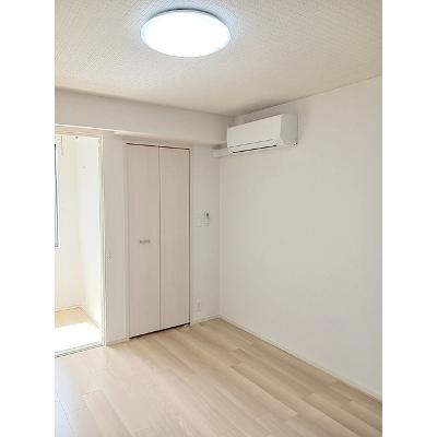 ベル　オーブⅦ 105【管理NO：1-028786601-01040】 ★家具家電は申し込み後に搬入します★ ★2026年10月上旬入居可能★の物件写真2