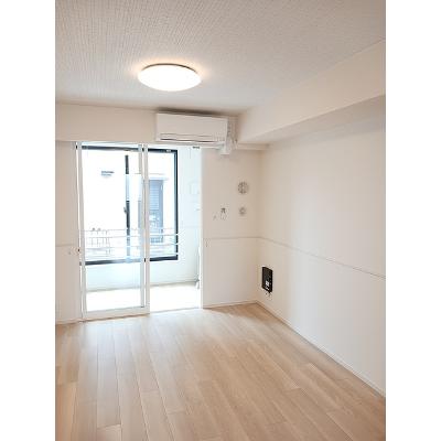 リベルタ 103【管理NO：1-028696101-01030】 ★家具家電は申し込み後に搬入します★の物件写真2