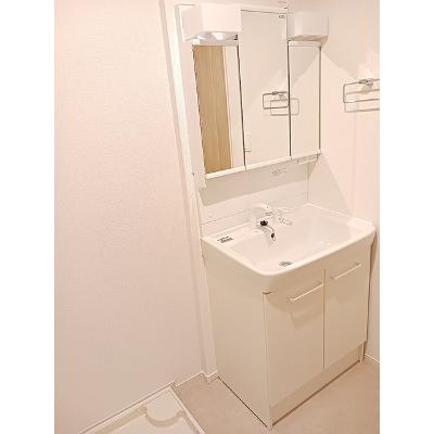 リベルタ 102【管理NO：1-028696101-01020】 ★家具家電は申し込み後に搬入します★の物件写真6