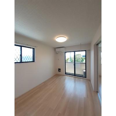 シエロ 101【管理NO：1-027382501-01010】 ★家具家電は申し込み後に搬入します★ ★2026年12月上旬入居可能★の物件写真2