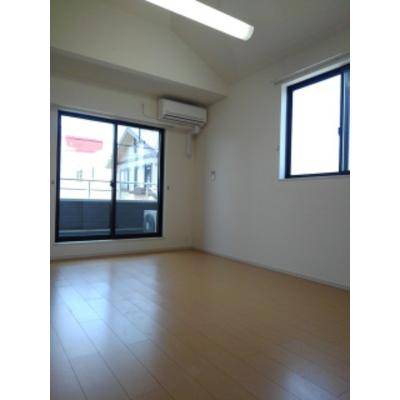シェアー　フォレストⅠ 201【管理NO：1-020651601-02010】 ★家具家電は申し込み後に搬入しますの物件写真2