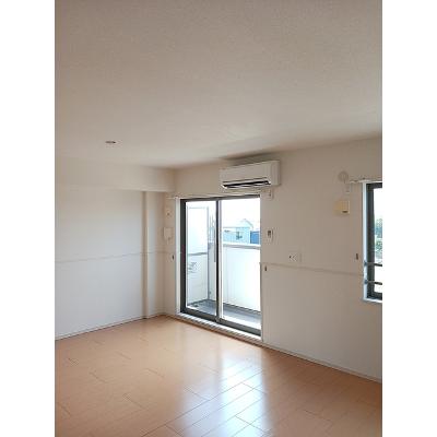 グランデーアＭ 305【管理NO：1-020113301-03040】 ★家具家電は申し込み後に搬入します★の物件写真2