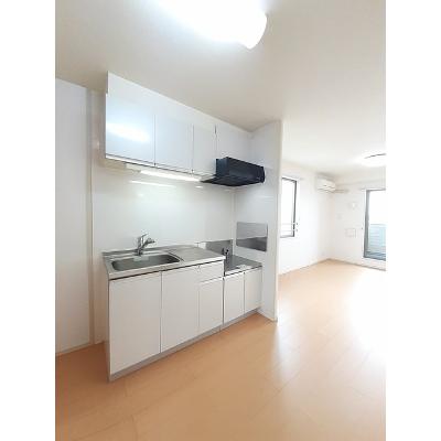 ベル　オーブ　Ⅲ 301【管理NO：1-019212501-03010】 ★家具家電は申し込み後に搬入します★の物件写真3