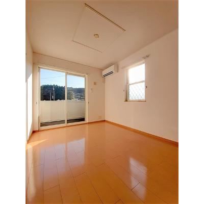 カンタループ 101【管理NO：1-015106101-01010】 ★家具家電は申し込み後に搬入します 2026年08月中旬入居可能の物件写真2
