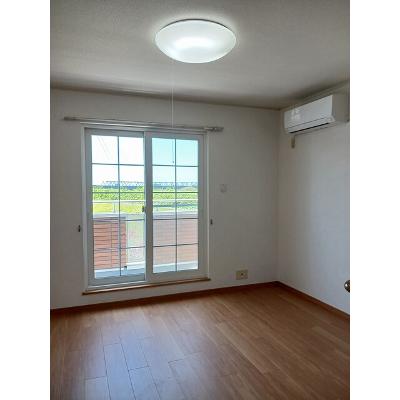 メゾン・カルム 203【管理NO：1-014090001-02030】 ★家具家電は申し込み後に搬入します★の物件写真2