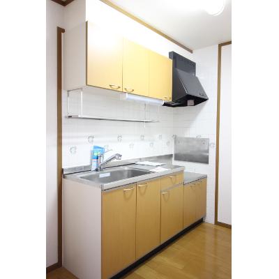 プリムラ 201【管理NO：1-011169601-02010】 ★家具家電は申し込み後に搬入しますの物件写真3