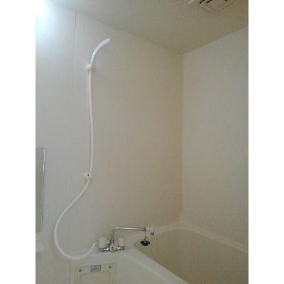 カモミール 203【管理NO：1-009428001-02030】 ★家具家電は申し込み後に搬入します★の物件写真4