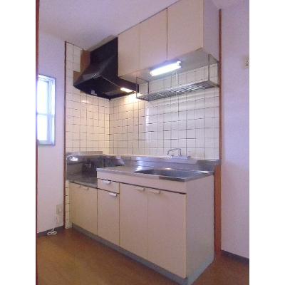 ハイツまるなか 202【管理NO：1-003372301-02020】 ★家具家電は申し込み後に搬入します★の物件写真3
