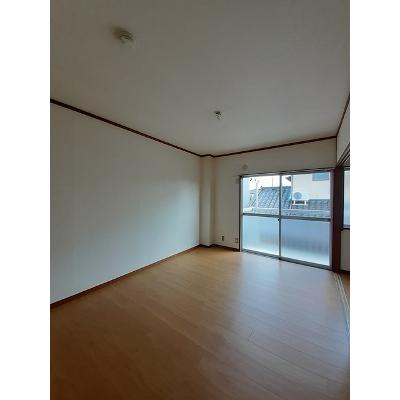 エレガンス葵 201【管理NO：1-001497001-02010】 ★家具家電は申し込み後に搬入しますの物件写真2