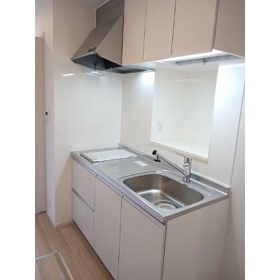 ウッチェロ・ブルー 102【管理NO：1-027851701-01020】 ★家具家電は申し込み後に搬入します★の物件写真3