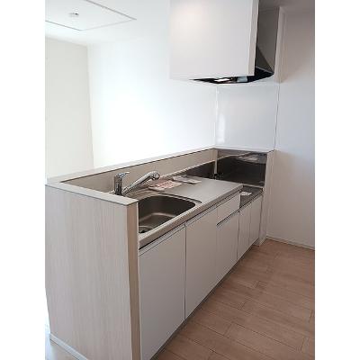 スザンヌ　ランラン 203【管理NO：1-021459701-02030】 ★家具家電は申し込み後に搬入します★の物件写真3