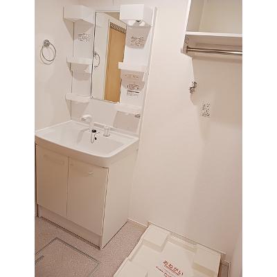 スザンヌ　ランラン 203【管理NO：1-021459701-02030】 ★家具家電は申し込み後に搬入します★の物件写真6