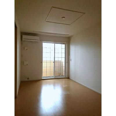 アンソレイエ 103【管理NO：1-020714301-01030】 ★家具家電は申し込み後に搬入しますの物件写真2