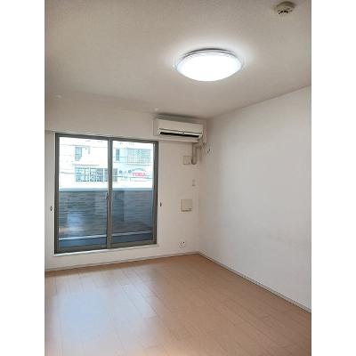 フリーデ 201【管理NO：1-019520201-02010】 ★家具家電は申し込み後に搬入します★の物件写真2