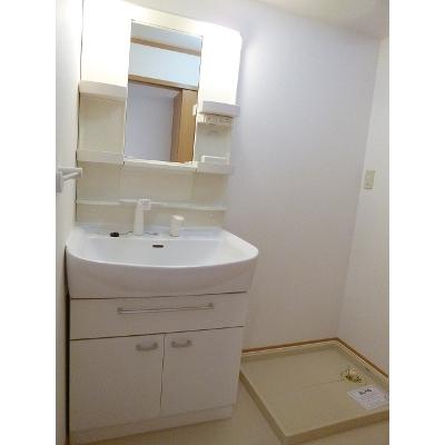 シンフォニーⅡ 106【管理NO：1-012935101-01050】 ★家具家電は申し込み後に搬入します 2026年08月上旬入居可能の物件写真6