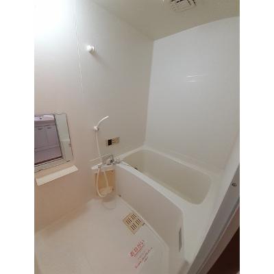 サンクローレⅢ 103【管理NO：1-010416202-01030】 ★家具家電は申し込み後に搬入します★の物件写真4