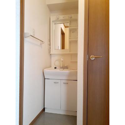 翠光Ⅰ 201【管理NO：1-010408501-02010】 ★家具家電は申し込み後に搬入しますの物件写真6