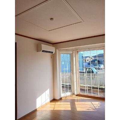 コージー・コート 103【管理NO：1-010387501-01030】 ★家具家電は申し込み後に搬入しますの物件写真2