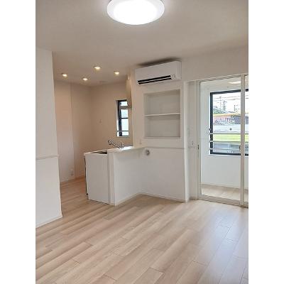 メヌエット 201【管理NO：1-028584201-02010】 ★家具家電は申し込み後に搬入します★の物件写真2