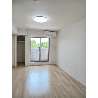 ブール・デュ・ラック 202【管理NO：1-028328401-02020】 ★家具家電は申し込み後に搬入します★の物件写真2