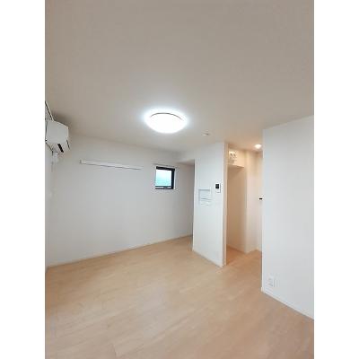アグレアーブル　アン 102【管理NO：1-023945201-01020】 ★家具家電は申し込み後に搬入しますの物件写真2