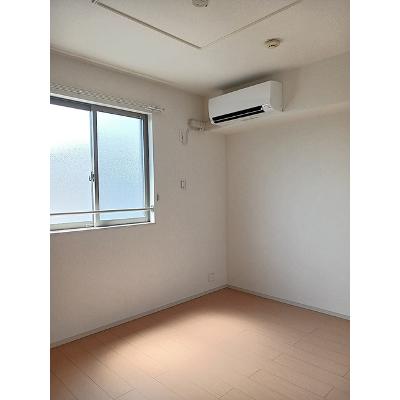 フェリチータ 202【管理NO：1-019442001-02020】 ★家具家電は申し込み後に搬入しますの物件写真2