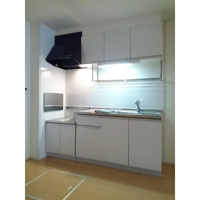 Ｃｒａｎｅ 102【管理NO：1-017658401-01020】 ★家具家電は申し込み後に搬入しますの物件写真3