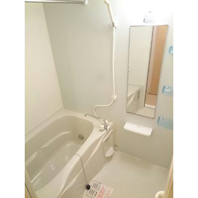 Ｃｒａｎｅ 102【管理NO：1-017658401-01020】 ★家具家電は申し込み後に搬入しますの物件写真4