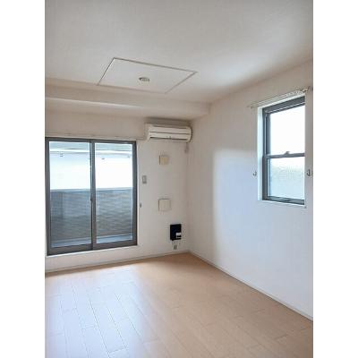 グッドライフＢ 201【管理NO：1-017554502-02010】 ★家具家電は申し込み後に搬入しますの物件写真2
