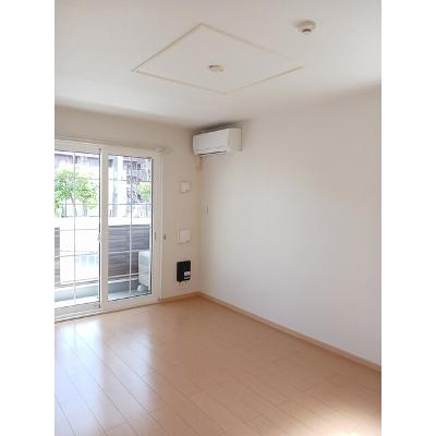 はな（華） 102【管理NO：1-016563001-01020】 ★家具家電は申し込み後に搬入します★の物件写真2