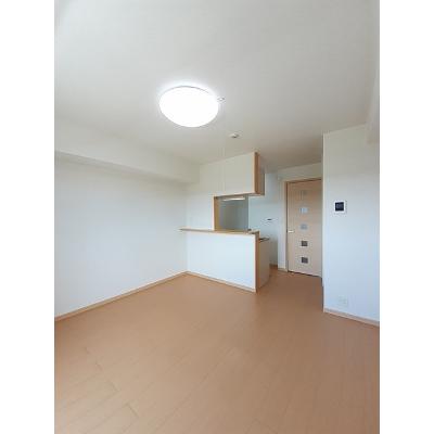 ハナミズキ 202【管理NO：1-015685301-02020】 ★家具家電は申し込み後に搬入します★ ★2026年10月中旬入居可能★の物件写真2