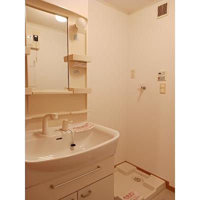 レトアⅡ 202【管理NO：1-015083101-02020】 ★家具家電は申し込み後に搬入します★の物件写真6