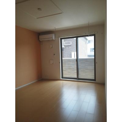 リベルテⅢ 102【管理NO：1-021227803-01020】 ★家具家電は申し込み後に搬入しますの物件写真2